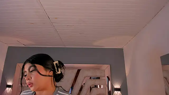 BellaBoobs_'s cam snapshot