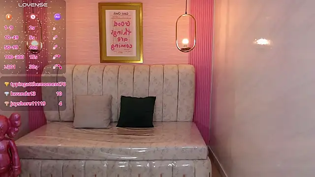 madhison_klain_s's cam snapshot