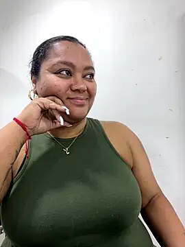 yanza2002 live sex cam