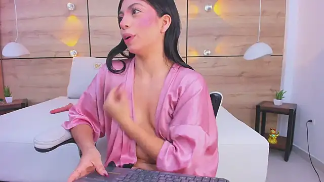 chloe_murray's cam snapshot