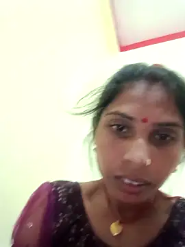 Veshali_Love143's cam snapshot