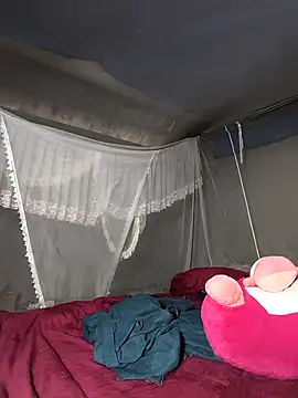 Lynly_k2's cam snapshot