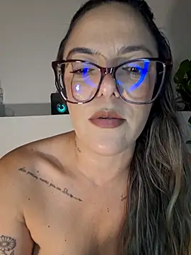 LiviaTavares_123's cam snapshot