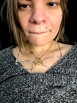 Zyrella's cam snapshot