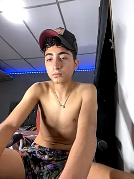 MathieuAGT live sex cam