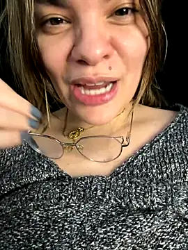 Zyrella's cam snapshot