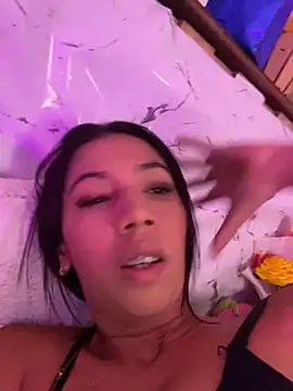 Lina10's cam snapshot