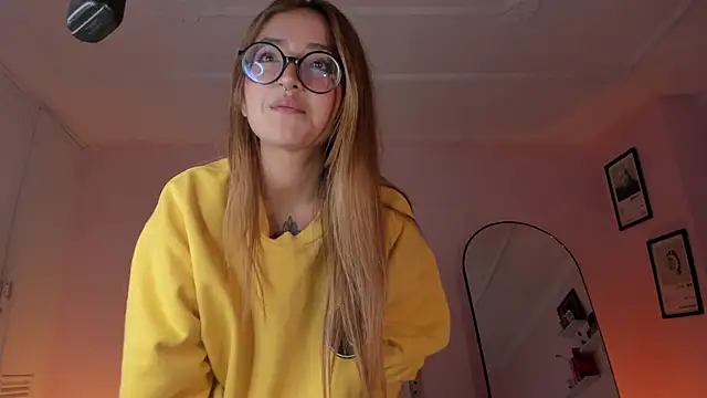 SweetJennaa live sex cam