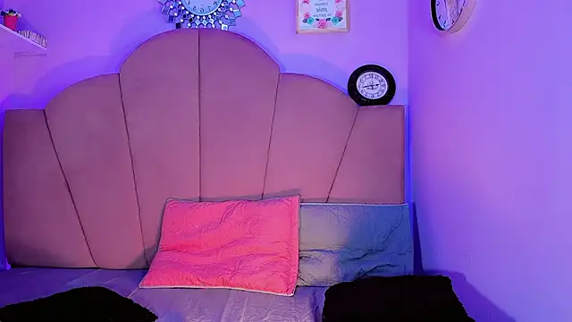 ValeriaAguilar live sex cam