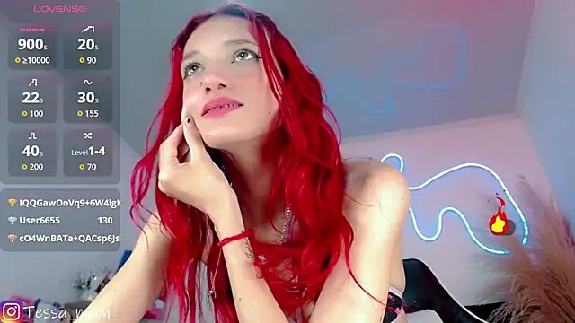 Tessa_Moon_'s cam snapshot