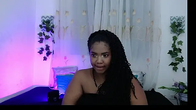 ZephyraMoan's cam snapshot