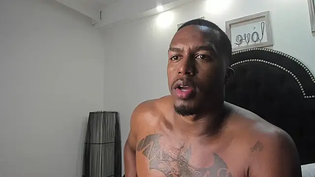 DenzelRios live sex cam
