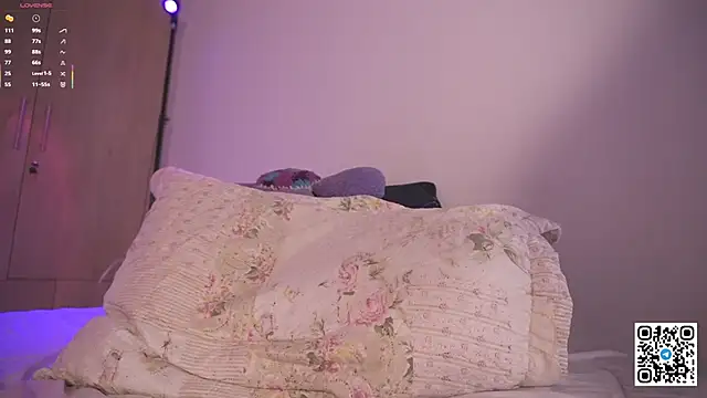 lu_peach's cam snapshot