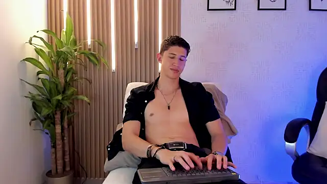 Dorianmistery2322_ live sex cam