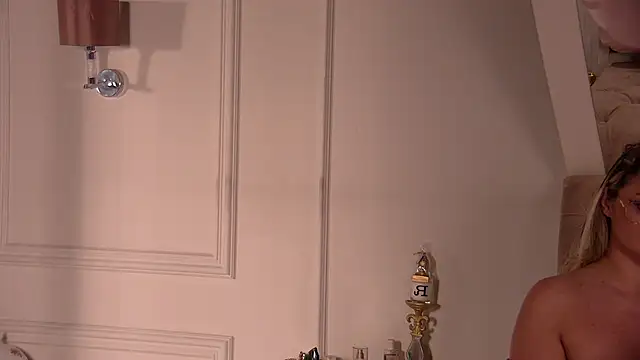 Denisse_Perry's cam snapshot