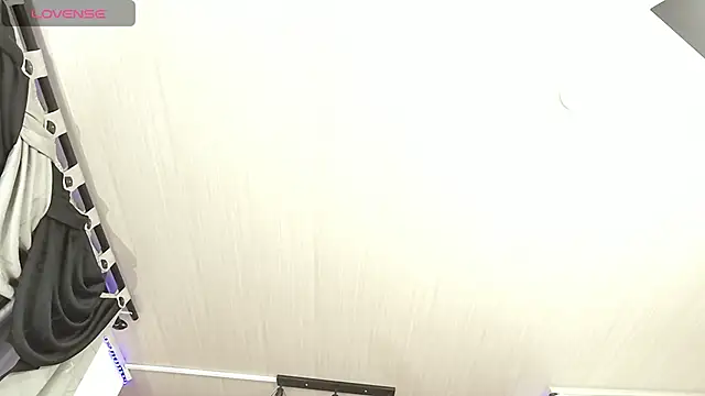 nataly_kydmann's cam snapshot