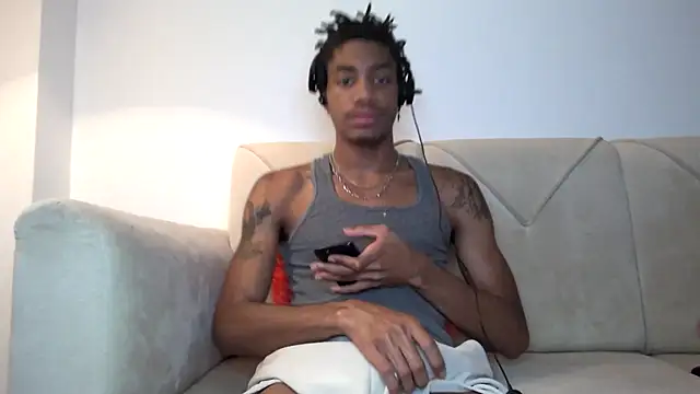 BlackBullTitus live sex cam