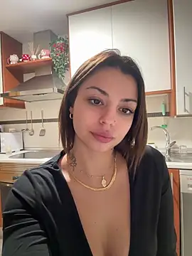 Noeliagglow live sex cam