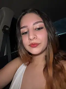 Mon_Cherry live sex cam