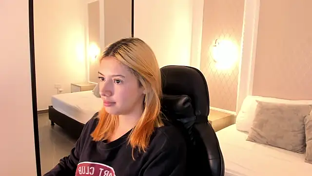 daniand_'s cam snapshot