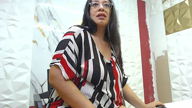 MiaCallie's cam snapshot