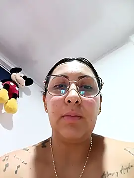 You-kitty2025's cam snapshot