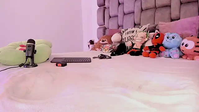 Camila_Matinez_'s cam snapshot