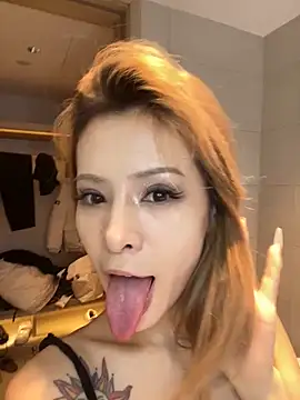 miumiu-66 live sex cam