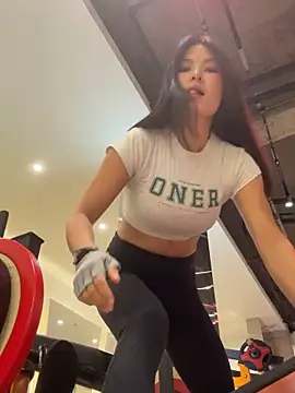 Ninazhang live sex cam