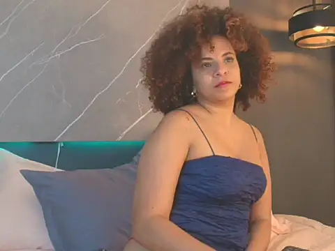 CloePeterson's cam snapshot