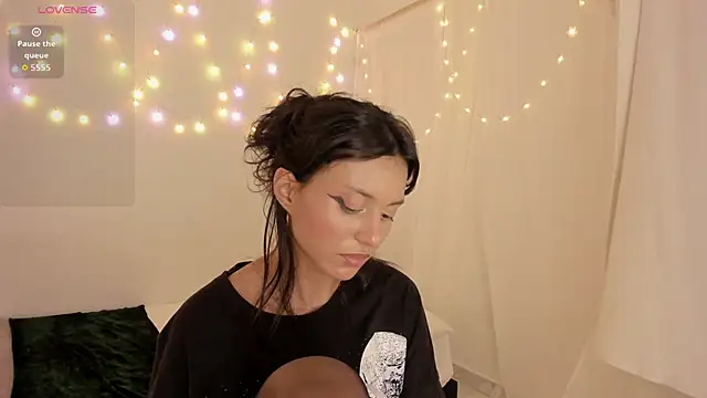 Tamara_Aluna_'s cam snapshot