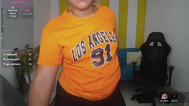 Cristal_War's cam snapshot