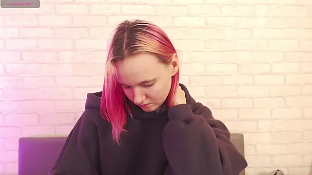 Ericha_Stone's cam snapshot