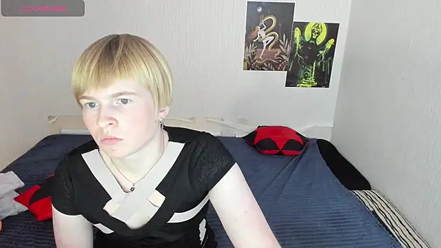 Cattie_w_'s cam snapshot