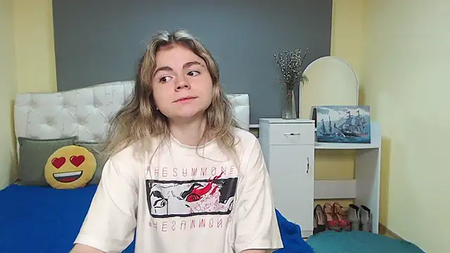 TinaRedly's cam snapshot