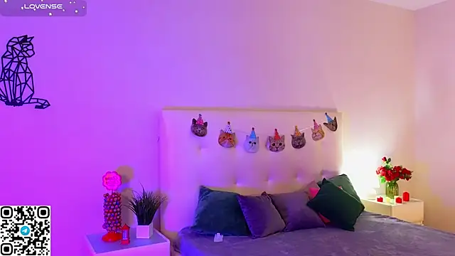 oliviabr0wn0's cam snapshot