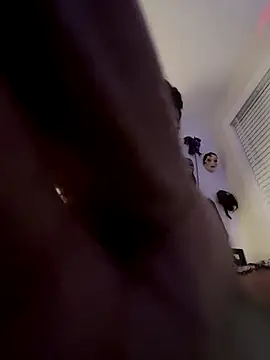 QUEENCALIMOD's cam snapshot