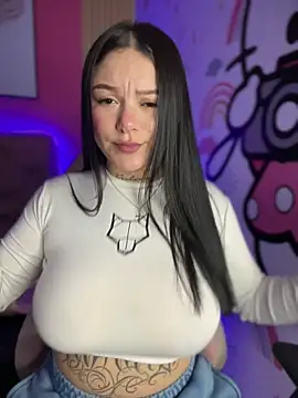 Megaan__More's cam snapshot