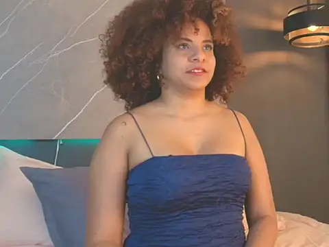 CloePeterson's cam snapshot