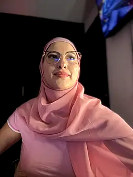 Badra_Abaid's cam snapshot