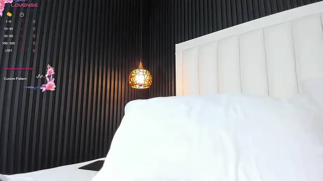 MartinaGracex's cam snapshot