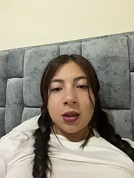 Karlee_Grey1's cam snapshot