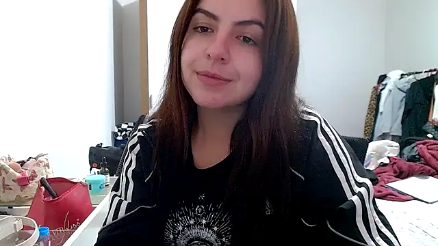 chelbyy's cam snapshot