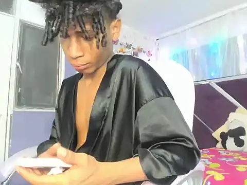 Santy_bigcock_01's cam snapshot