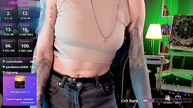 _HelenCarter's cam snapshot