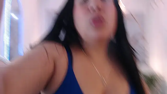 Ashley_Grahaam's cam snapshot