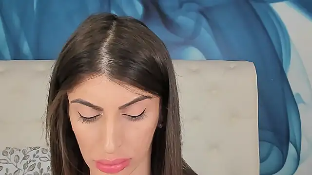 SkinnyDolly's cam snapshot