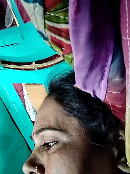 Pooja750's cam snapshot