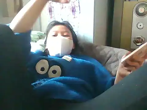 Mainay0033's cam snapshot