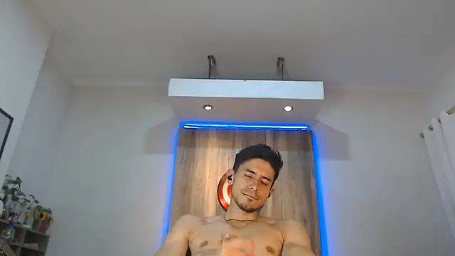 Andrew_4_ live sex cam